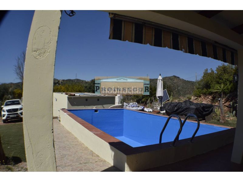 Foto 0a6576f2-83da-423f-9a92-85ce86d18c02. Casa encantadora casa de campo con vistas panorámicas en el Sexmo, con afo en Cártama