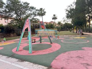 Casa a Cártama pueblo. Gran oportunidad en cártama amplia vivienda familiar en el limon