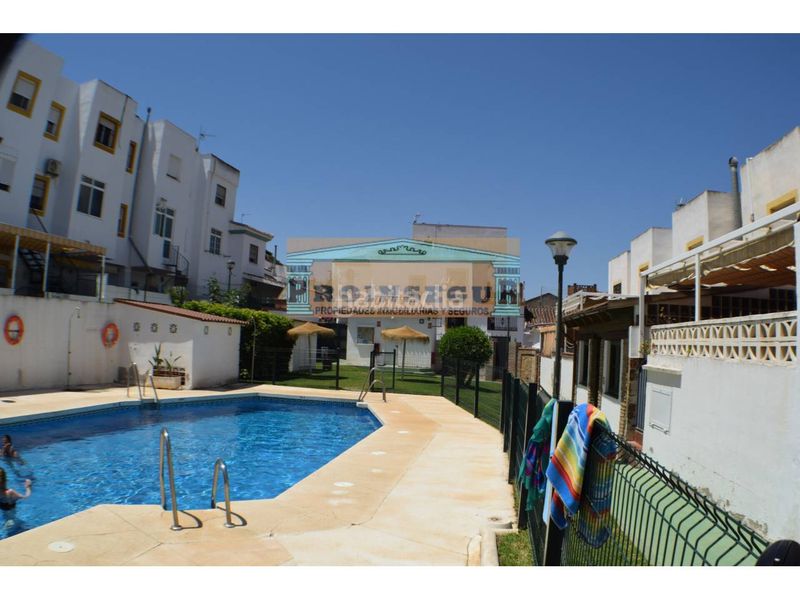 Foto 77a99a95-ba19-4576-8646-2ead819acd9d. Casa a calle alondra 60 a Cártama pueblo Cártama