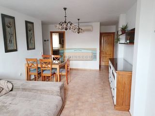 Appartement à Calle enrique granado 1. Ático en estacion de cártama