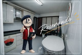 Pis a Calle de ansoain 5bi. Piso de 3 habitaciones con garaje y trastero en rochapea