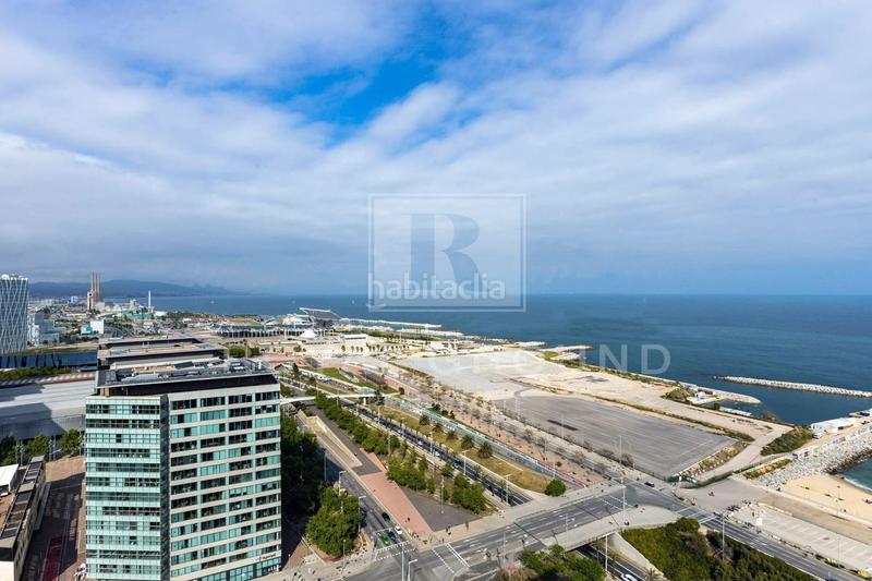 Foto 4549c775-2062-4101-a638-e56c5d3be58b. Attico con riscaldamento parcheggio piscina in Diagonal Mar i el Front Marítim del Poblenou Barcelona