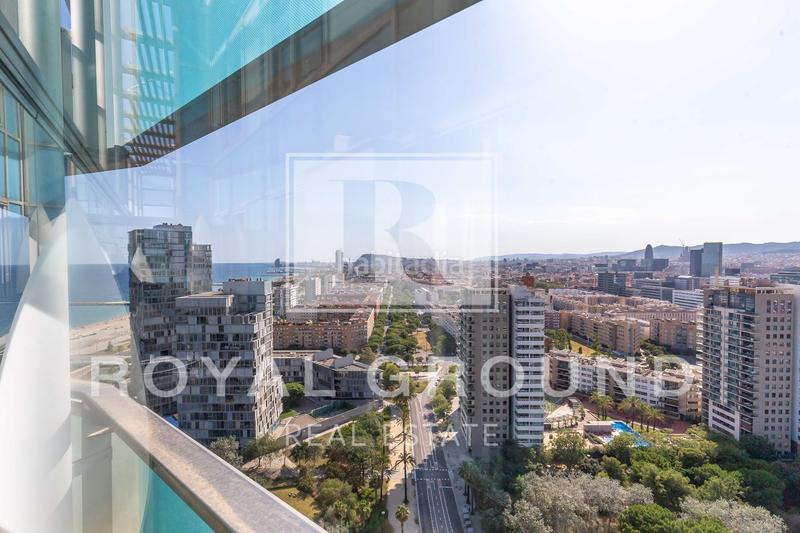 Foto 5f2098c3-ba07-4a10-a76d-de9b914a2616. Àtic amb aparcament piscina a Diagonal Mar i el Front Marítim del Poblenou Barcelona
