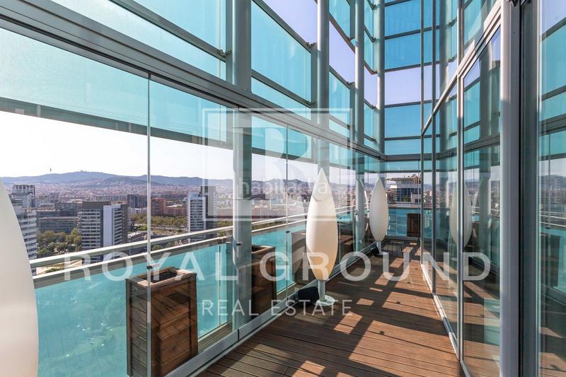 Foto 84aa7b47-5d60-432f-98e9-c64b333125dd. Àtic amb aparcament piscina a Diagonal Mar i el Front Marítim del Poblenou Barcelona