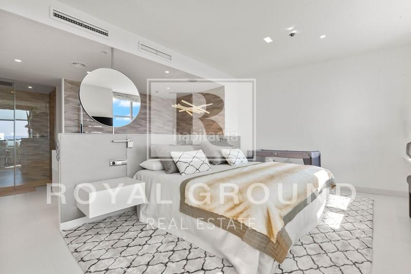 Foto 9e283d45-2a3e-4509-bcb9-815625beba57. Àtic amb aparcament piscina a Diagonal Mar i el Front Marítim del Poblenou Barcelona