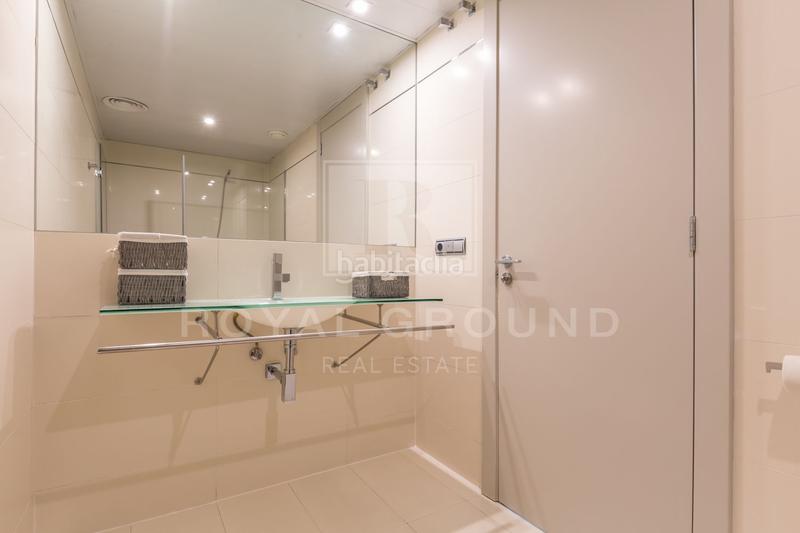 Foto 8339a8d0-beeb-45fe-9bc1-e6391e82e6d8. Miete dachwohnung mit heizung parking pool in Diagonal Mar i el Front Marítim del Poblenou Barcelona