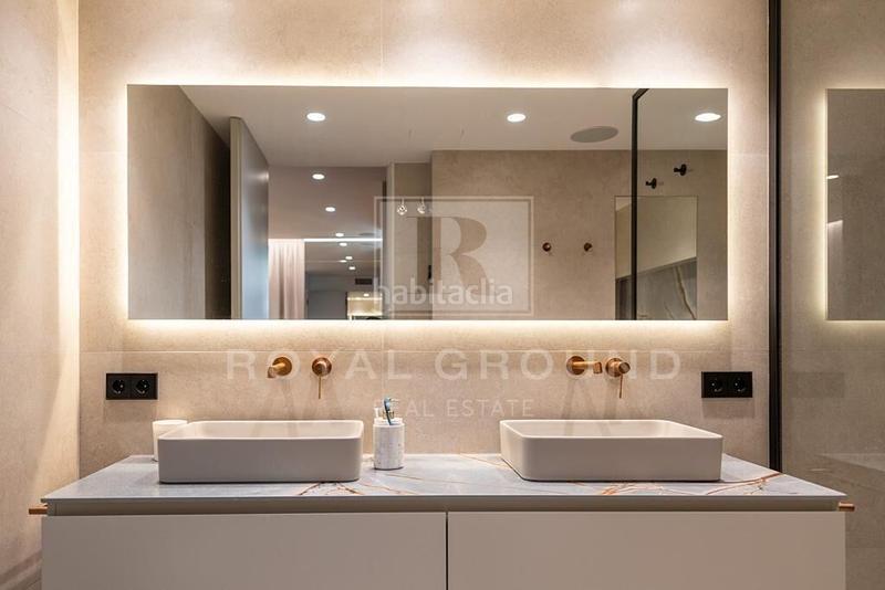 Foto 2cbb995b-1e7a-4f8e-a4df-c693cf2a42cf. Pis amb aparcament a Diagonal Mar i el Front Marítim del Poblenou Barcelona