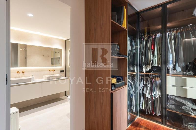 Foto c218f3f5-f8b7-49ac-8976-ce4f772a2143. Pis amb aparcament a Diagonal Mar i el Front Marítim del Poblenou Barcelona