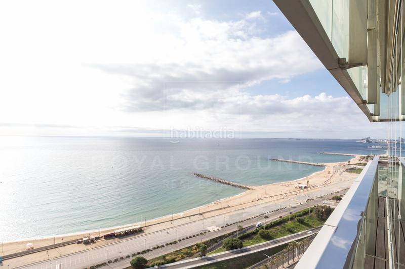 Foto 23bcd08e-c2c0-4506-bfe3-00b9cf88d881. Lloguer dúplex amb calefacció aparcament piscina a Barcelona