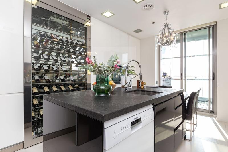 Foto 3fbf9e96-66cb-4093-914a-f86ff90fd1d3. Location duplex avec chauffage parking piscine dans Barcelona