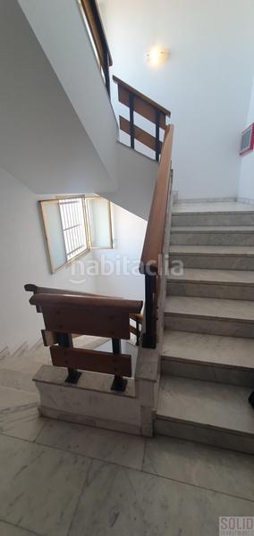 Foto 6a18f8c8-a3d7-4a37-8d7b-c49d1abe4fd5. Location bureau dans Sant Francesc Valencia