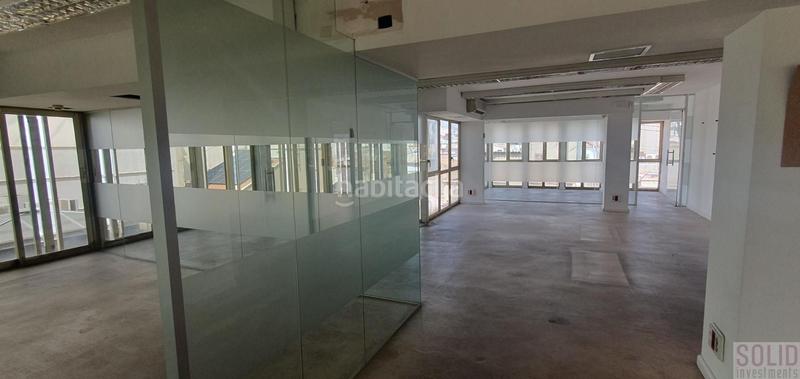 Foto b6cf5483-df97-499d-bd14-03f07b6b4042. Miete büro in Sant Francesc Valencia