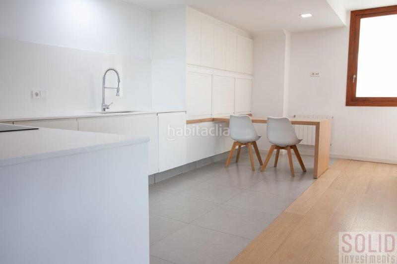 Foto 3839b04c-33b7-454e-b82b-fa15d6fe052f. Pis a Exposició Valencia