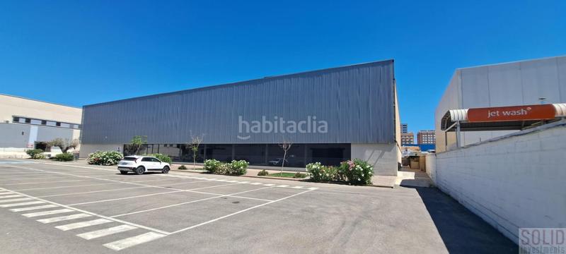 Foto d48485b1-6fa7-41c6-9733-e354d2711008. Bâtiment à usage industriel dans Alfafar