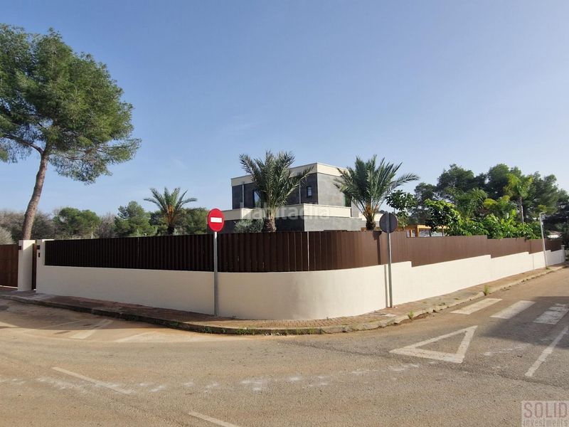 Foto f2f6927e-e911-41e2-9085-15a5698e48f0. Chalet jáveavilla en La Granadella - Costa Nova Xàbia