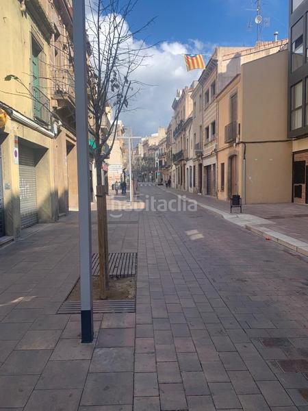 Foto 110ff866-207f-4a90-b266-2b89c6cbb10d. Local comercial local 145m2 + pati tocant a la rambla en Mataró