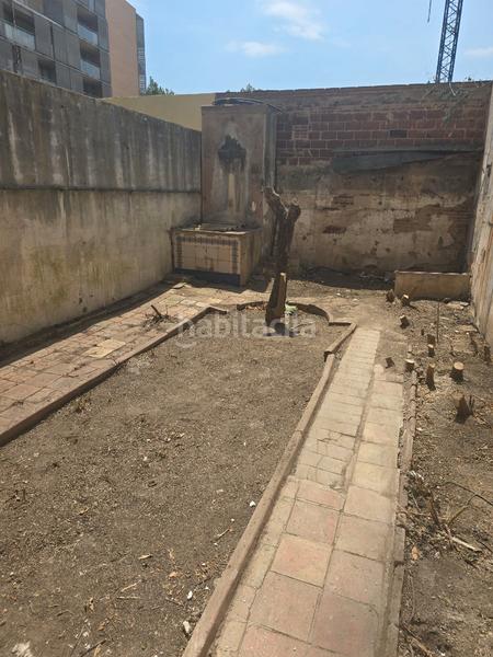 Foto 9935f608-6c8a-424c-979a-3d3a60d62cc9. Maison jumelée dans Eixample Mataró