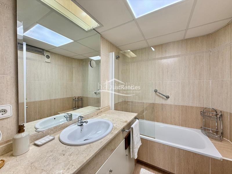 Foto b8dbd7e1-aa46-47e4-9fb5-f88f24197334. Alquiler piso encantador apartamento de 3 dormitorios en lalbir en Alfàs del Pi (l´)