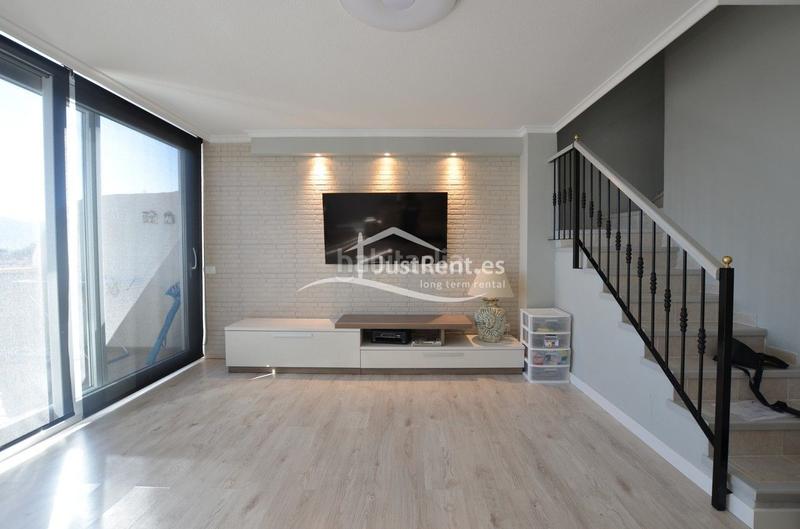 Foto 39a82846-ff5b-432e-9b81-2ba640b735c0. Miete dachwohnung mit parking pool in Altea hills Altea