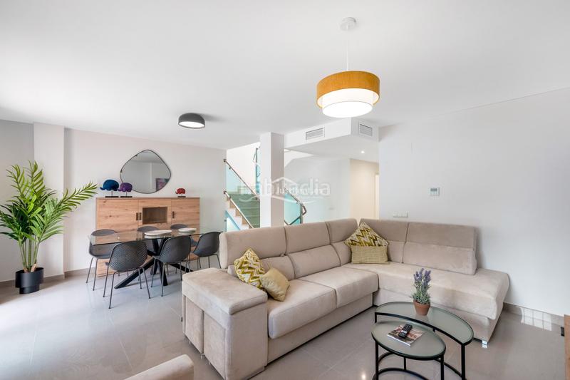 Foto a7815af9-767b-4224-81fb-90fe873119f0. Affitto chalet con riscaldamento parcheggio piscina in Benidorm