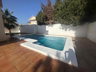 Lloguer Xalet a Sierra Helada. Un chalet de 4 dormitorios en rincón de loix