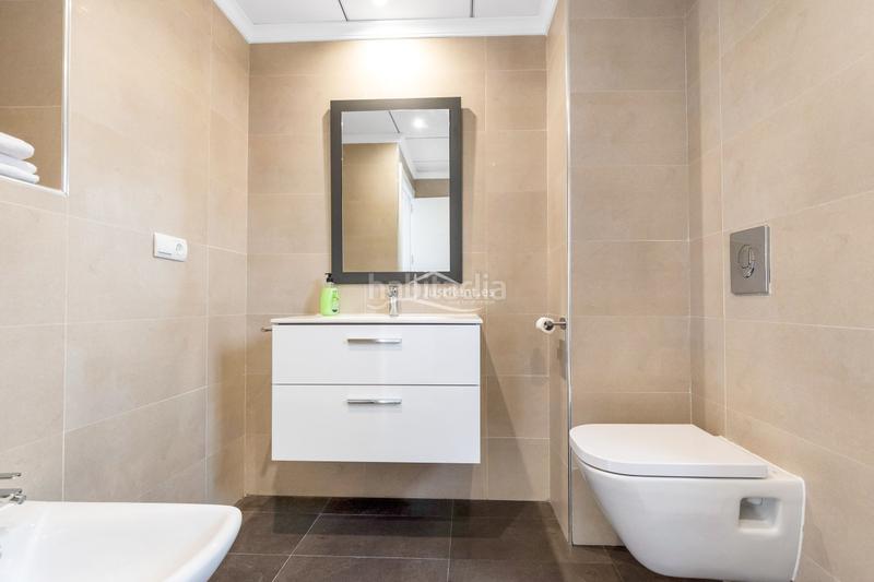 Foto d1440d36-08e2-4f18-9653-6d56083e156e. Alquiler chalet un chalet de 4 dormitorios en rincón de loix en Benidorm