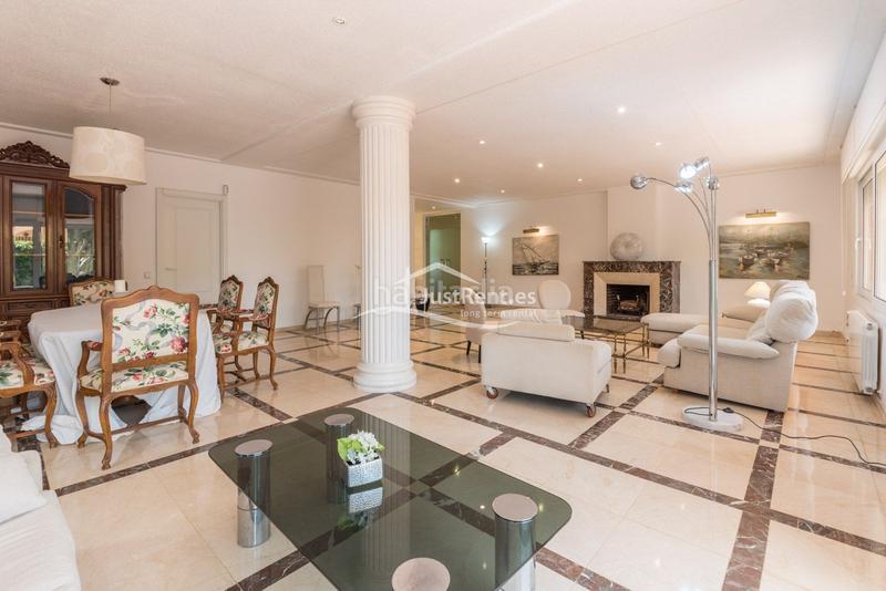 Foto 45303d88-b427-462f-bdb6-35dade3f0836. Location chalet avec chauffage parking piscine dans Benidorm