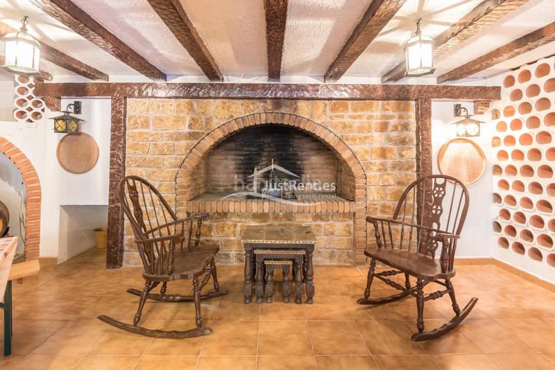 Foto 5be22a4d-96ca-42ae-8428-01a64a536650. Miete chalet mit heizung parking pool in Rincón Bajo Benidorm