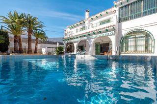 Lloguer Xalet a Altea Ciudad. Villa con piscina en alquiler en altea