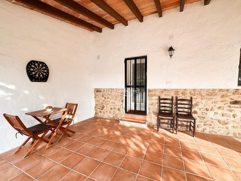 Foto c74c7110-eedb-43f0-a7d0-8eda585b32ea. Alquiler chalet increíble villa rústica en alquiler de larga duración e en Calp