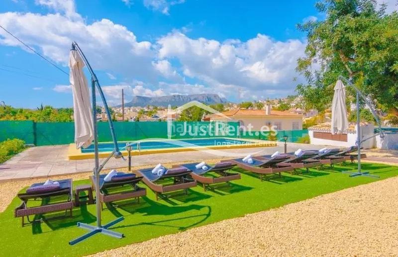 Foto 58f92330-c8e9-4750-a2ab-2def85880190. Location chalet avec piscine dans Cometa Calp