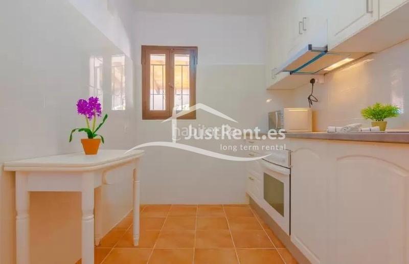 Foto 481a4b9e-aaf4-4a6a-b0c0-5fd12bbb360f. Rent chalet with pool in Cometa Calp