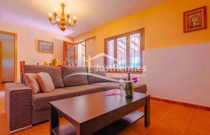 Foto bf483cca-16ea-48f8-95b5-dbf96a722beb. Rent chalet with pool in Cometa Calp