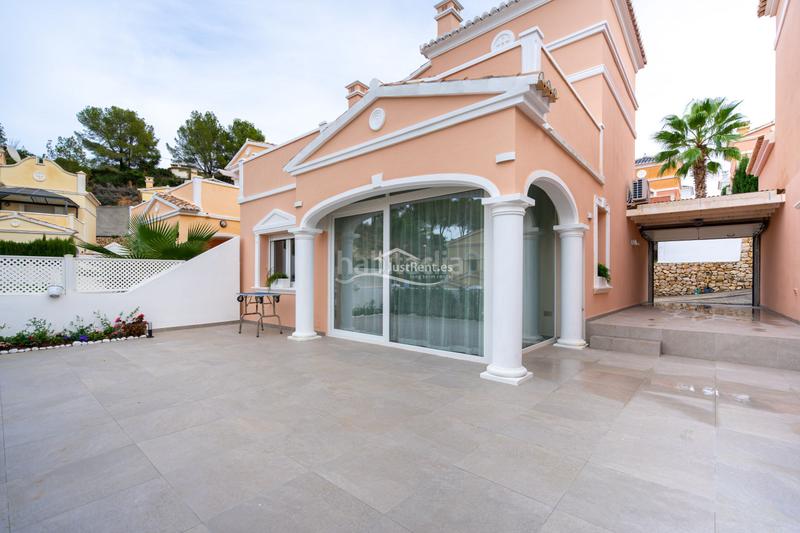 Foto 575842d4-4f79-417a-ac7c-e6e557f9c293. Affitto casa a schiera con parcheggio piscina in Cometa Calp