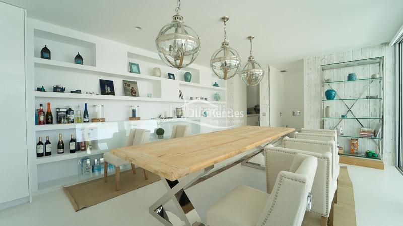 Foto 38aa136f-9650-482f-b88f-ce8dd2429a73. Alquiler chalet alquiler de chalet con vistas al mar en Altea