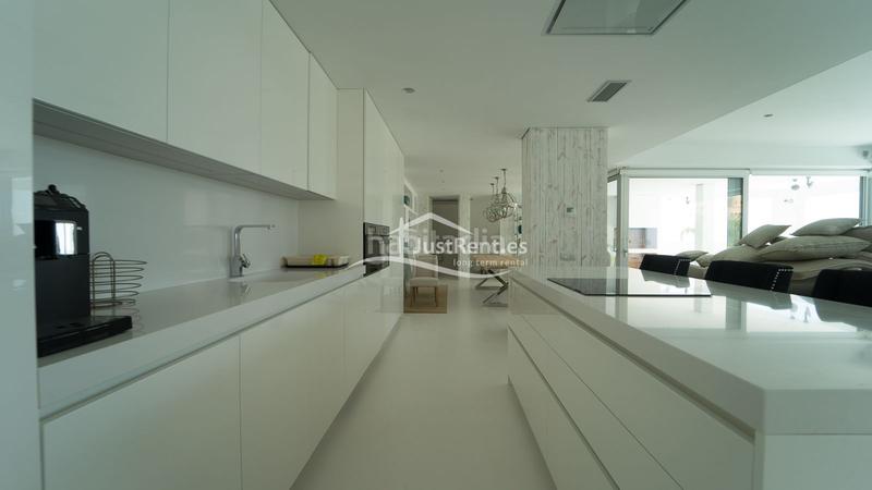 Foto 6020d150-0421-4db4-a729-6423ec2dd384. Alquiler chalet alquiler de chalet con vistas al mar en Altea