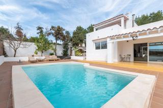 Lloguer Xalet a Sant Antoni de Portmany. Villa mediterránea de 6 dormitorios en alquiler en sant rafel de