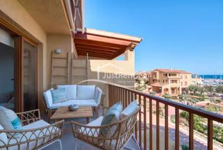Rent Duplex in Mascarat. Espectacular duplex en club nautico mascarat en altea
