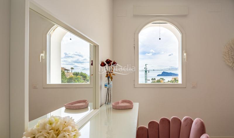 Foto 43fae35c-942f-489f-a3c9-fbe063b28f83. Alquiler chalet villa con espectaculares vistas al mar en alquiler hills en Altea