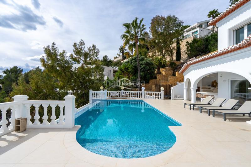 Foto 766a3995-7c3b-4217-8b22-a4df2125f4e7. Alquiler chalet villa con espectaculares vistas al mar en alquiler hills en Altea