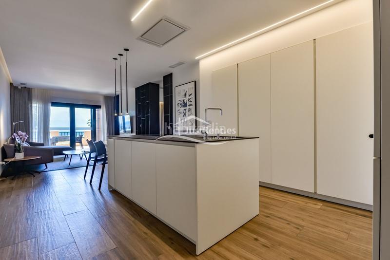 Foto 7e01fa04-c7f5-478e-98cd-ebae8dcbfe61. Lloguer pis amb piscina a Mascarat Altea