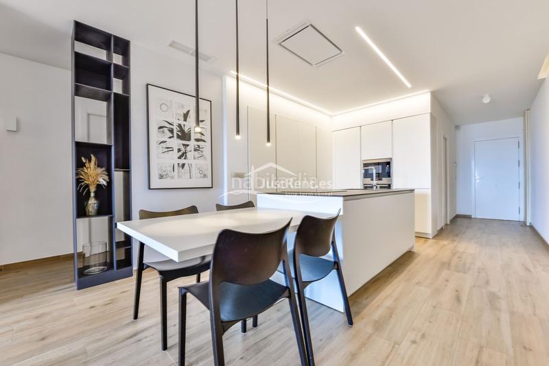 Foto b9df54c2-72b1-4af8-b987-07503952ae2d. Lloguer pis amb piscina a Mascarat Altea