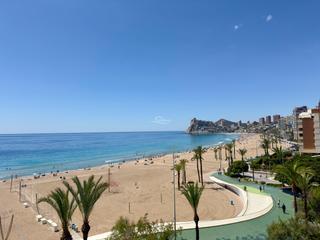 Lloguer Pis a Playa Poniente. Moderno apartamento frente al mar en la playa de poniente, benid