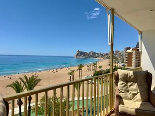 Lloguer Pis a Playa Poniente. Moderno apartamento frente al mar en la playa de poniente, benid