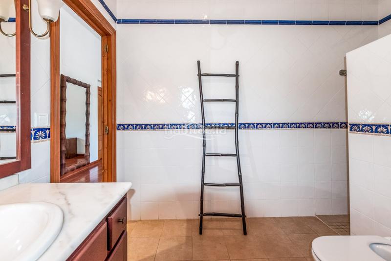 Foto 16d0499b-7f3f-443c-8cae-6588f664944a. Rent chalet with heating pool in Sierra Helada Benidorm