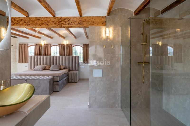 Foto 594f6b0d-d2b1-4cba-a8e1-7c09cf795a8a. Lloguer xalet amb piscina a L´Olla Altea