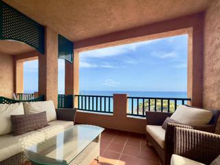 Miete Etagenwohnung en Mascarat. Apartamento en alquiler frente al mar en mascarat