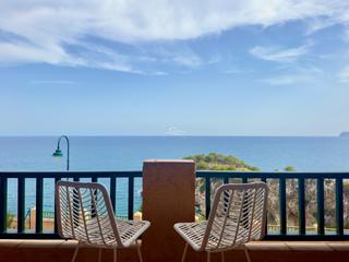 Alquiler Piso en Mascarat. Apartamento en alquiler frente al mar en mascarat