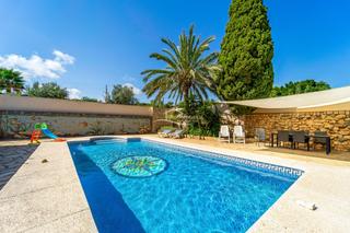 Miete Chalet in Altea Ciudad. Impresionante villa mediterránea en altea