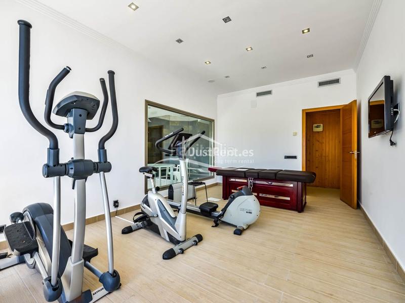 Foto a38adb83-36f1-4048-b325-062dfe564a99. Affitto chalet con riscaldamento piscina in La Fustera Benissa